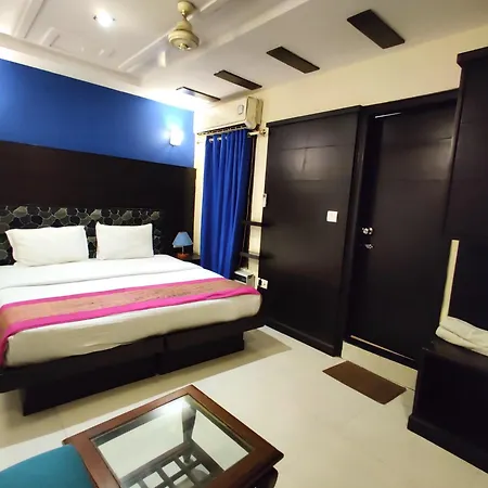 Uni-Star Hotel-3