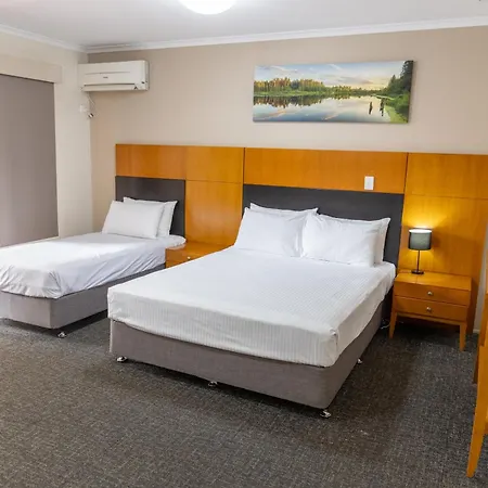 Sundowner Hotel Motel-3