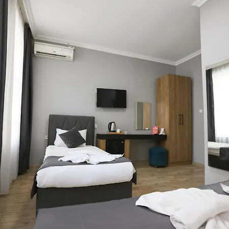 La Pera Suites-2