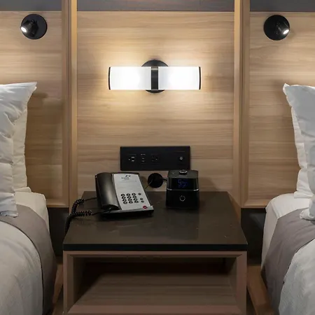 Accent Inns Vancouver Airport-3