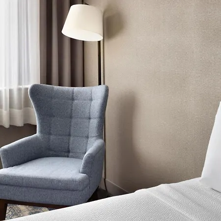 Four Points By Sheraton Edmonton South-3