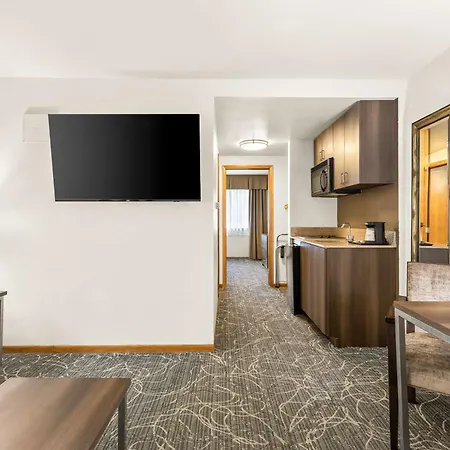 Best Western West Towne Suites-2
