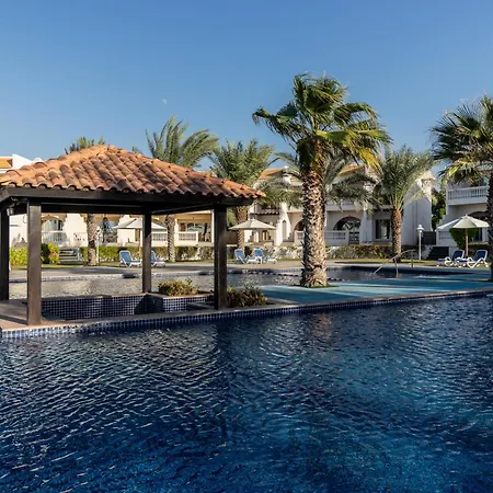 Barracuda Resort-3