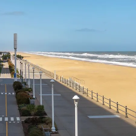 Courtyard By Marriott Virginia Beach Oceanfront North 37Th Street-3