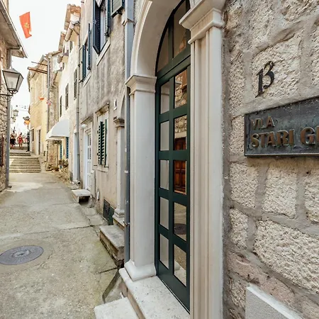 Guesthouse Villa Stari Grad-3