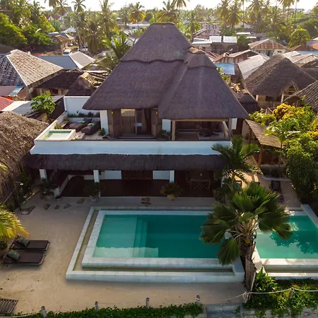 Joya' Beach Suites & Villa-3