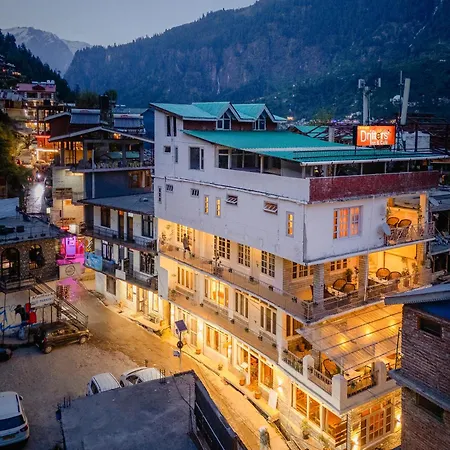 Drifters Cafe, Bar & Inn By The Hidden Tribe-2
