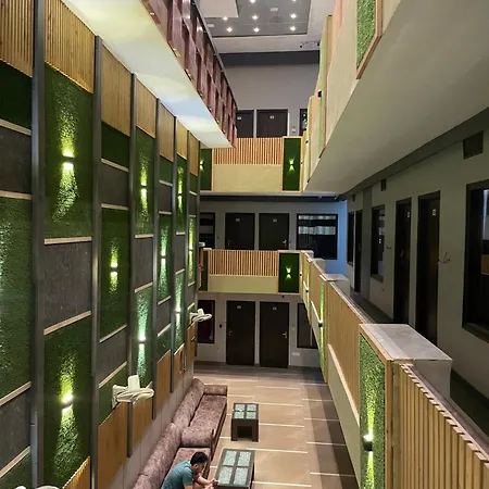Hotel Highland Lgh-2