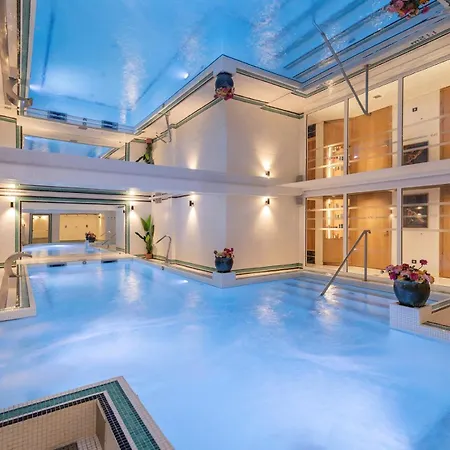 Grand Tonic Hotel & Spa Nuxe-2