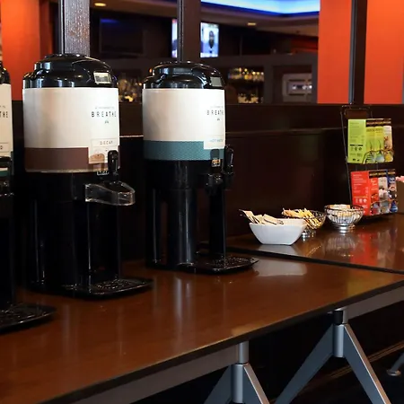 Four Points By Sheraton Wakefield Boston Hotel & Conference Center-2