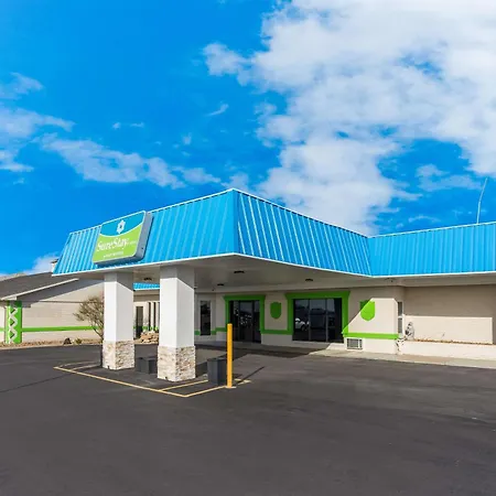 Surestay Hotel By Best Western Higginsville-2