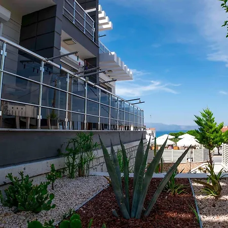 Twins Hotel Cesme-3