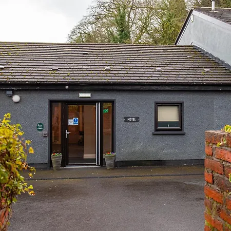The Enniskillen Hotel And Motel-3