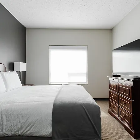 Premier Residence - Fort Mcmurray-2
