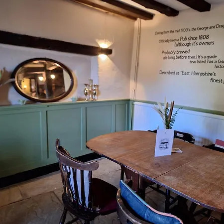 George & Dragon Country Pub & Hotel Wolverton Townsend-2
