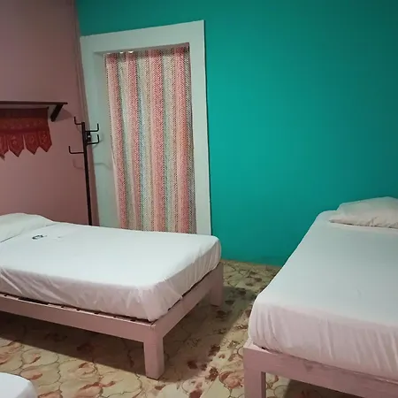 Riad Lola-2