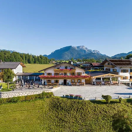 Hotel Hanauerlehen - Ruhige & Zentrale Top-Lage - Mit Schwimmbad, Sauna, Parkplaetze & Cafe - Bayerischer Familienbetrieb-3