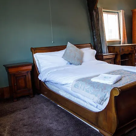 Old Crown Hotel-2