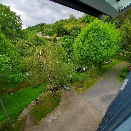 Camping Hôtel Les Airelles Montagne Ardéchoise-2