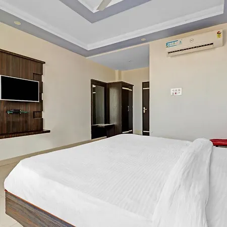 Collection O Sheela Resort-3