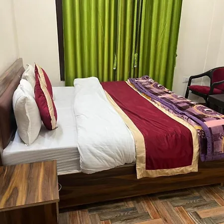 Goroomgo Morning Moon Bhimtal Near Ramleela Ground - Comfortable Stay With Family-3