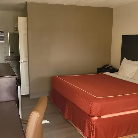 Econo Lodge Las Vegas-3