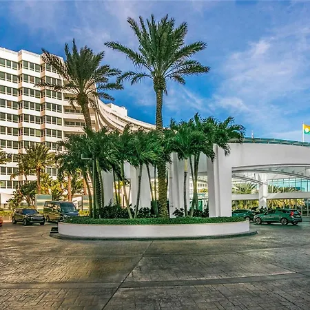 Fontainebleau Miami Beach-2