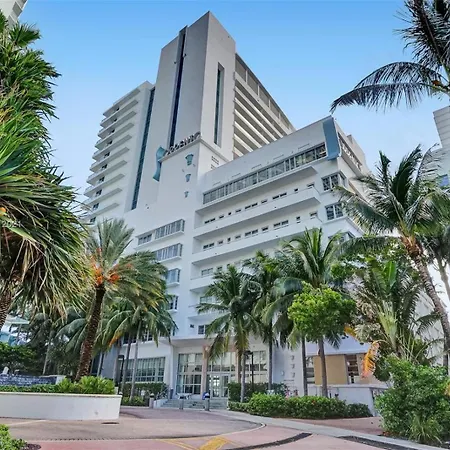 Fontainebleau Miami Beach-3