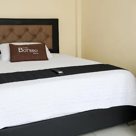 Hotel Casa Botero 301-2