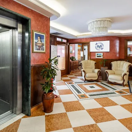 Hotel Lucrezia Borgia-2