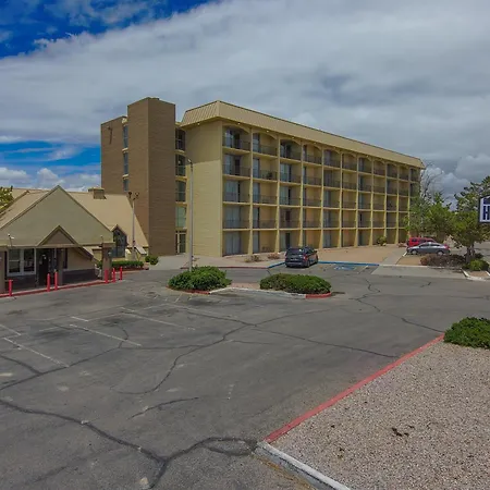 Hotel 505-2