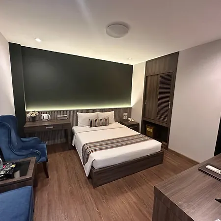 Iris Hotel-2