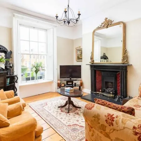 Abbeyleigh House-2