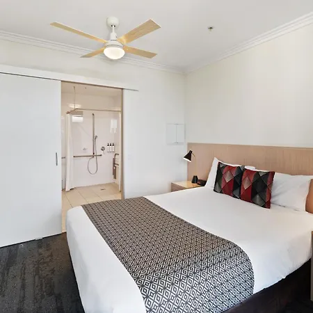 Hotel Diana South Brisbane-2