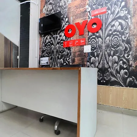 Oyo Hotel Aryan Plaza-3