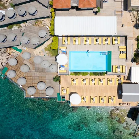 Greenbeach Hotel-2