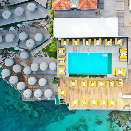 Greenbeach Hotel-2