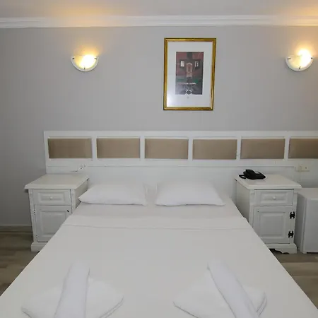 Hotel Bleu Nuit-2