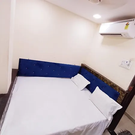 Hotel Blue Tower Inn-3