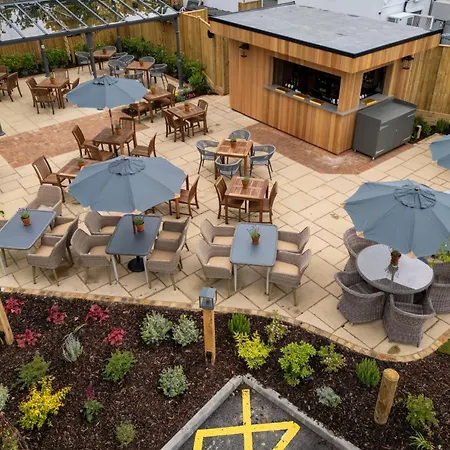 Wheatsheaf Hotel By Chef & Brewer Collection-2