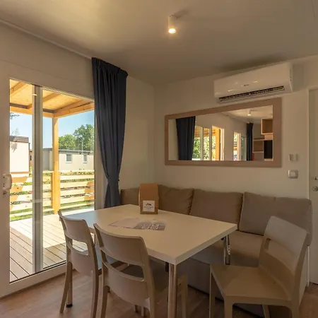 Eurocamp Mobile Homes At Campsite Park Umag-2