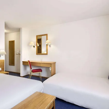 Days Inn By Wyndham Telford Ironbridge-2