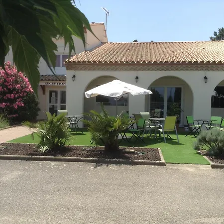 Brit Hotel Bosquet Carcassonne Cité-3