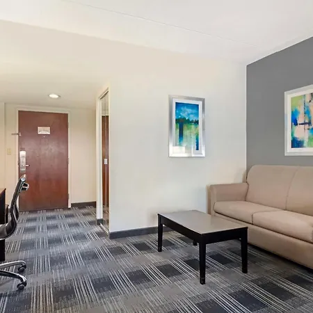 Best Western Hartford Hotel And Suites-2