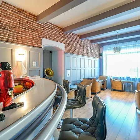 Brit Hotel Roanne - Le Grand Hôtel-3