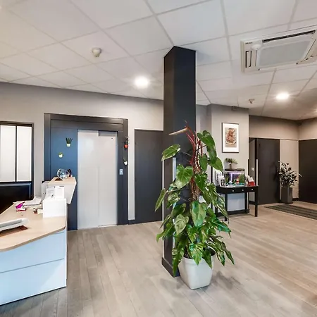 Brit Hotel Saint-Nazaire Centre-3