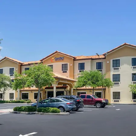 Comfort Inn & Suites Northeast - Gateway-2