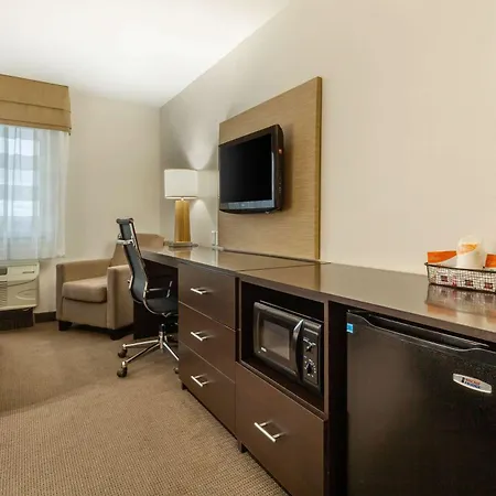 Sleep Inn & Suites Grand Forks Near Alerus Center-3