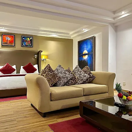 Victoria Crown Plaza Hotel-2