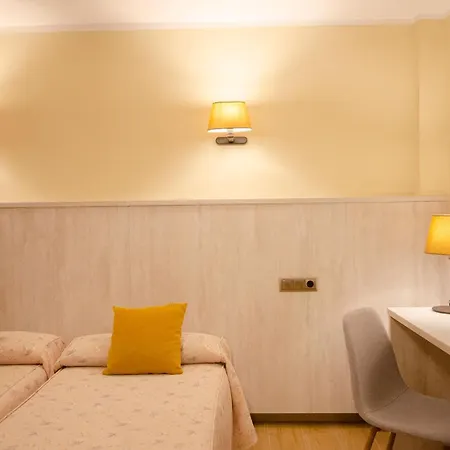 Hostal Noguera-2